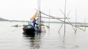 চলনবিলে পোনা নিধন, সেতু নির্মাণে অনিয়মের অভিযোগ; ববি হাজ্জাজের শিক্ষা উদ্যোগ
