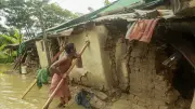 বন্যায় বিধ্বস্ত বাঁশখালী: ভেসে গেছে ঘরবাড়ি, বিপর্যস্ত জনজীবন