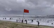 চার সমুদ্রবন্দরে ৩ নম্বর সতর্কসংকেত