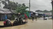 টানা বৃষ্টিতে খাগড়াছড়ি-রাঙামাটি সড়ক বন্ধ, সাজেকে আটকা ৬০০ পর্যটক