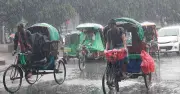 রাজধানীতে ঝুম বৃষ্টি, জলাবদ্ধতায় দুর্ভোগ, নদীবন্দরে ১ নম্বর সতর্ক সংকেত