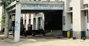 রাজশাহীতে হাসপাতালের জরুরি বিভাগে মৃত নারীর কান থেকে স্বর্ণের রিং খুলে নিল মালি