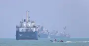 ওমান উপকূলে ইরানের জাহাজ হামলায় এক ভারতীয় নিখোঁজ