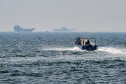 ইরানের কঠোর হুঁশিয়ারি: নতুন হামলায় হরমুজ প্রণালি বন্ধের হুমকি