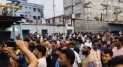 গাজীপুরে শ্রমিক অসন্তোষে ইসলাম গার্মেন্টস বন্ধ, নিহতের পরিবারের অভিযোগ অবহেলা