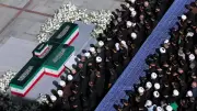 ইরানে খামেনির জানাজায় ট্রাম্পকে হত্যার ডাক, প্রতিশোধের স্লোগান