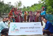 কয়রা বন্ধুসভার ঐতিহাসিক মসজিদ প্রাঙ্গণে বৃক্ষরোপণ