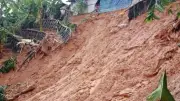 লামায় ভয়াবহ পাহাড়ধসে ৫ জনের মৃত্যু: হাইকোর্টের রায়ে সংবিধানে ফিরলো গণভোট ও তত্ত্বাবধায়ক সরকার ব্যবস্থা