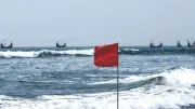 সাগরে লঘুচাপ, সতর্ক সংকেত; আগুন নিয়ন্ত্রণে; ফুটবল তর্কে নাকভাঙা