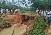 পেকুয়ায় কালভার্ট ধসে ৪ হাজার মানুষ বিচ্ছিন্ন