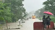 রেল প্রতিমন্ত্রী: বাঞ্ছারামপুরে ডুবে থাকা রেলপথ ৫ ফুট উঁচু করা হবে