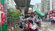 বৃষ্টিতে ইঞ্জিন বিকল, আয় বন্ধ: ভোগান্তিতে ঢাকার রাইড শেয়ার চালক