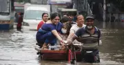 টানা বৃষ্টিতে দেশজুড়ে বন্যা পরিস্থিতির অবনতি, মৃতের সংখ্যা ৫১