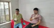 নারায়ণগঞ্জে গ্রেফতার অভিযানে পুলিশের ওপর হামলা, আহত ৩
