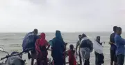 বরগুনায় সমুদ্রসৈকতে গোসল করতে নেমে পর্যটক নিখোঁজ
