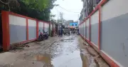 কয়রায় অসমাপ্ত সড়ক প্রকল্পে চরম জনদুর্ভোগ, স্থানীয়দের ক্ষোভ