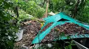 কক্সবাজারে পাহাড়ধসে নিহত ১, আহত ১